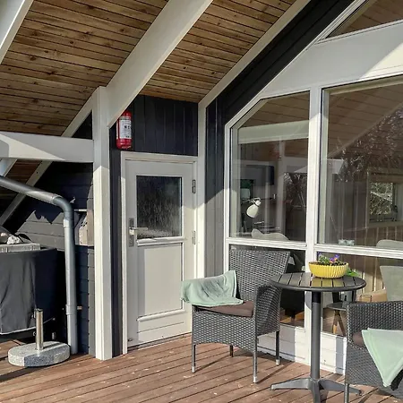 6 Person In Sydals-by Traum *