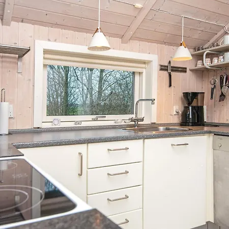 6 Person In Sydals-by Traum * Nedre Lysabild